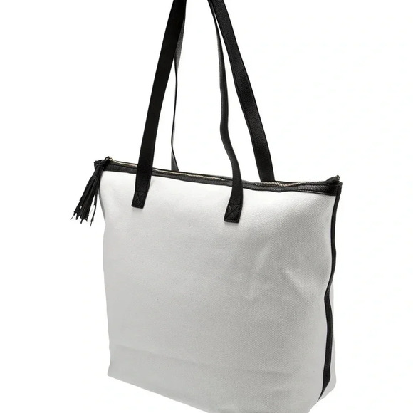 WALTER BAKER NWT CARLY TOTE WEEKENDER - Picture 4 of 6